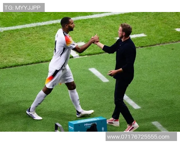 德国足球明星约会揭秘：浪漫背后的故事与情感纠葛